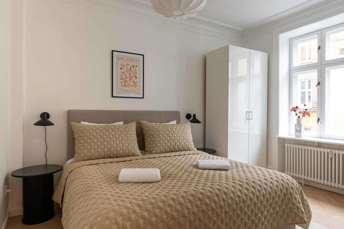 Freshly Renovated Flat For 6 People *
