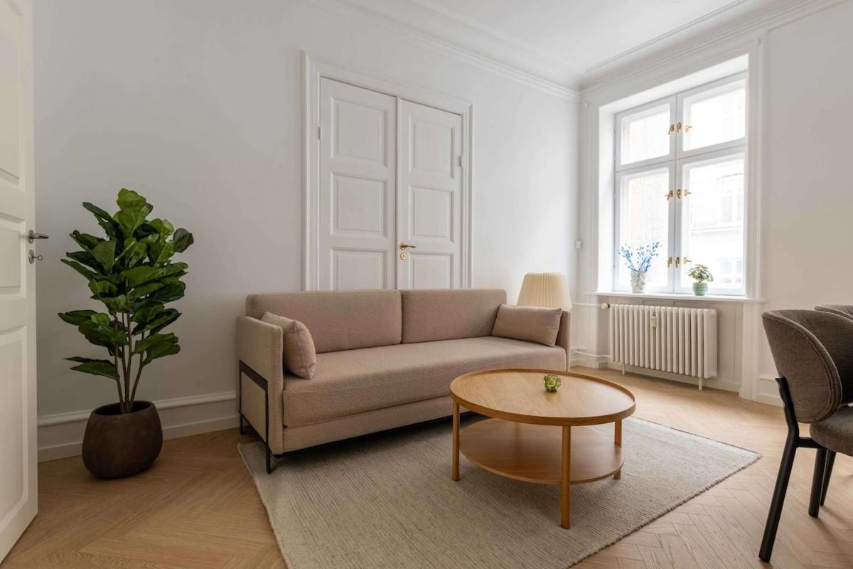 Apartment Freshly Renovated Flat For 6 People *